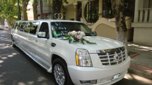 Cadillac Escalade аренда и прокат лимузина в Санкт-Петербурге